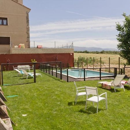 Miradiez Segovia Espirdo Bagian luar foto